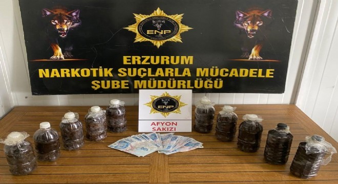 11 kilo afyon sakızı ele geçirildi