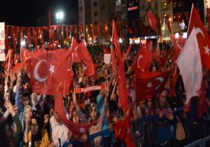 Dadaşlar istiklal nöbetinde