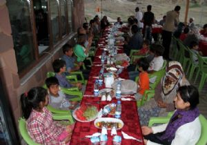 KAYMAKAM TANRIKULU’NDAN YETİM ÇOCUKLARA İFTAR