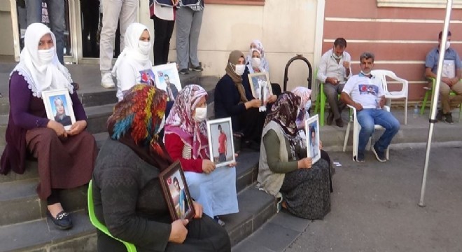 Ailelerin evlat nöbeti 371’inci gününde