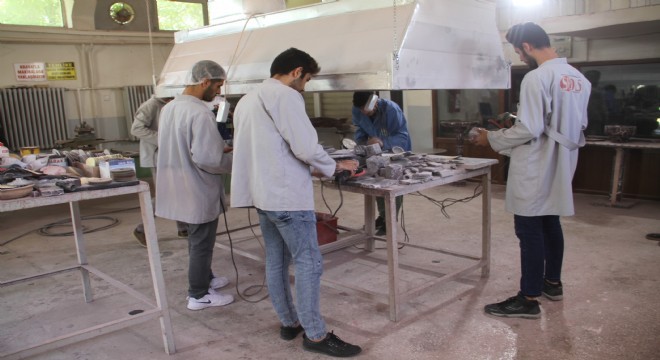 Atık mermerler sanata dönüşüyor