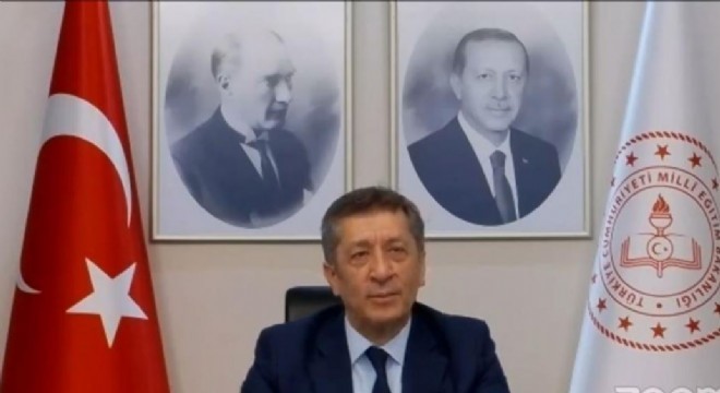 Bakan Selçuk öğrencilere seslendi