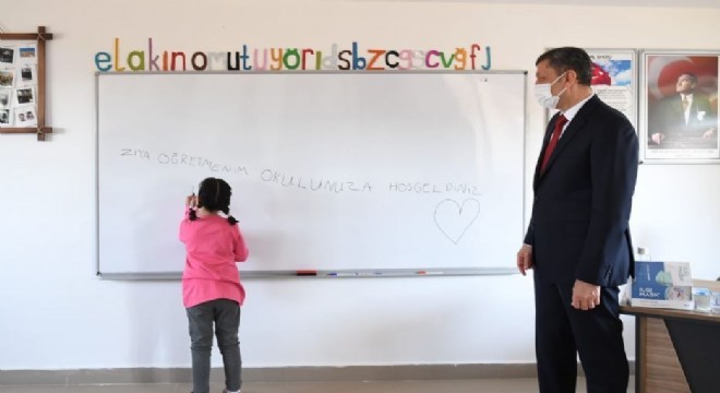 Bakan Selçuk öğretmenlere seslendi