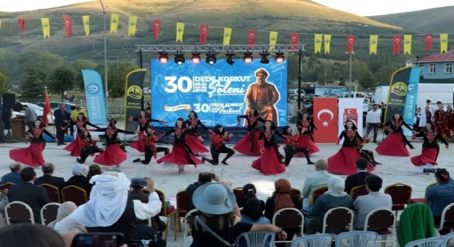 Bayburt ta Dede Korkut Şöleni coşkusu