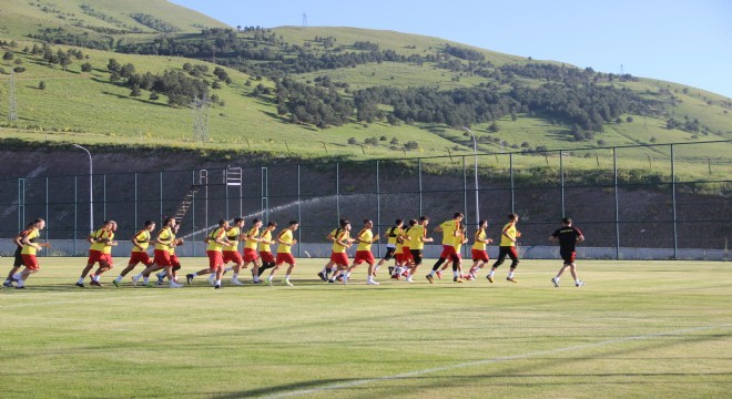 Bektaş’tan Erzurum’a övgü