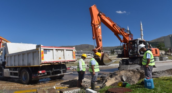 Büyükşehir Erzurum’un altyapısını yeniliyor