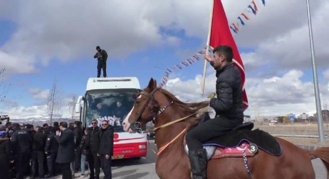 Cumhurbaşkanı Erdoğan’a  yoğun ilgi