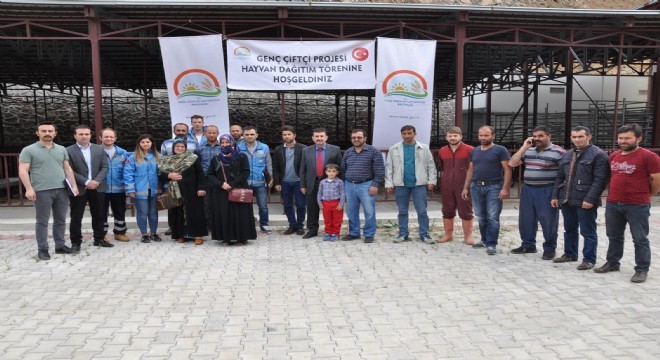 Destek ürünleri Erzurum’dan gitti