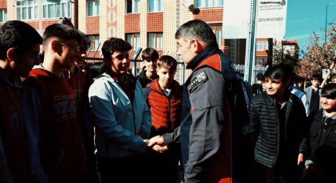 Emniyet e akademik övgü