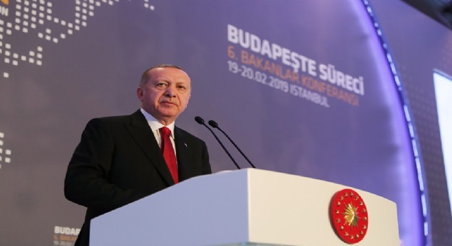 Erdoğan: “Cezayir, Ruanda katliamını unutamayız”