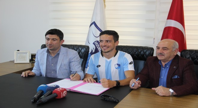 Erzurumspor ilk imzayı attırdı