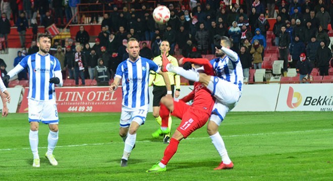 Erzurumspor ilk yarının 3 puan üstünde