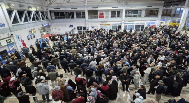 Erzurum’da ilk hac kafilesi dualarla uğurlandı