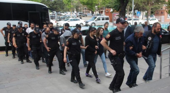 Erzurum’da torbacı operasyonu: 9 gözaltı