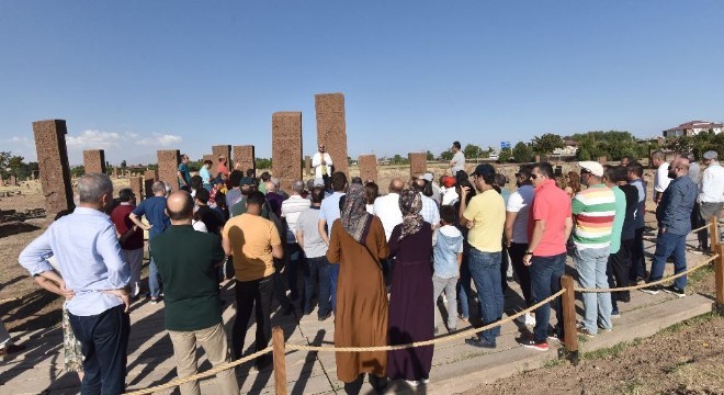 Eğitimciler, Anadolu Orhun Anıtlarında buluştu