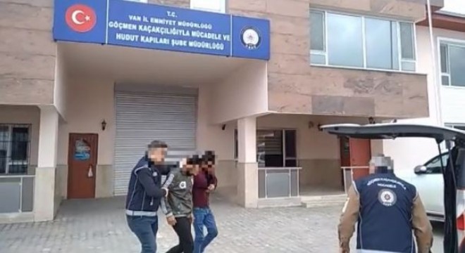 Göçmen kaçakçısı 8 kişi tutuklandı