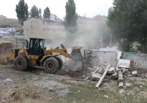 Harput Yıkılıyor!