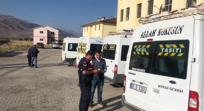 Jandarma Trafik ekiplerinden okul servislerine denetim