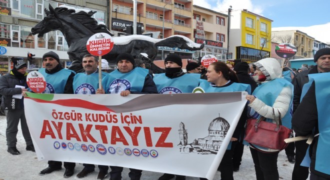 Kars’ta, ABD protesto edildi