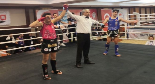 Muay Thai Şampiyonası’ndan 3 madalyayla döndüler