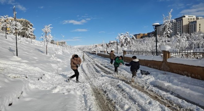 Muş ta eğitime kar engeli: Okullar 1 gün tatil