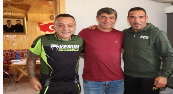 Oltu Dünya Şampiyonu Fırat Aslan’ı ağırladı