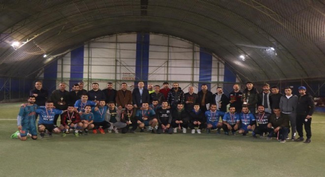 Oltu Yeni Vizyon 2071’den Halısaha Futbol Şöleni