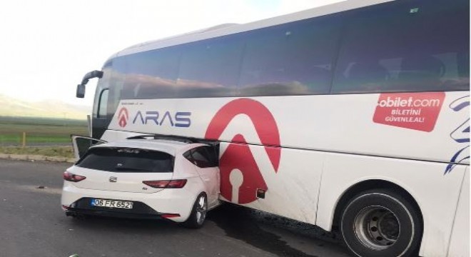 Pasinler yolunda trafik kazası: 1 yaralı