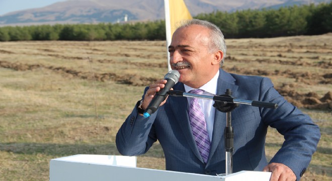 Rektör Çomaklı: “Yeşil Dokunun Gelişmesi İçin Çalışıyoruz”