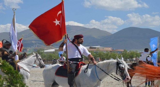 Türk Oyunlarında Aşkale’nin gururu oldu