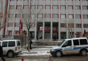 2 uyuşturucu satıcısı tutuklandı
