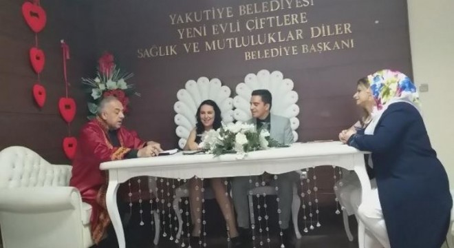 Yakutiye Nikah dairesinde 19.09.2019 yoğunluğu