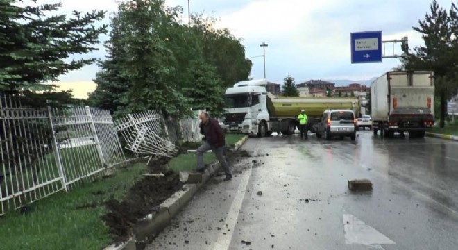 Yağış kazaya yol açtı