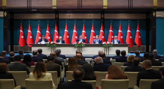 Yılmaz Orta Vadeli Programı açıkladı