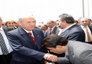 Bahçeli’nin nezaketi (?)