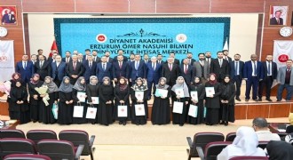 DYİEM 4'üncü dönem mezunlarını verdi