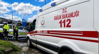 Erzincan - Erzurum karayolunda minibüs devrildi, 15 yaralı