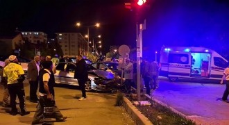 Palandöken'de  trafik kazası: 2 yaralı
