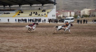 Ramazan Bayramı ata sporu ciritle uğurlandı