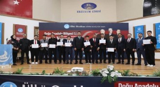 Ülkü Ocakları bölge bilgi yarışması finali Erzurum'da yapıldı