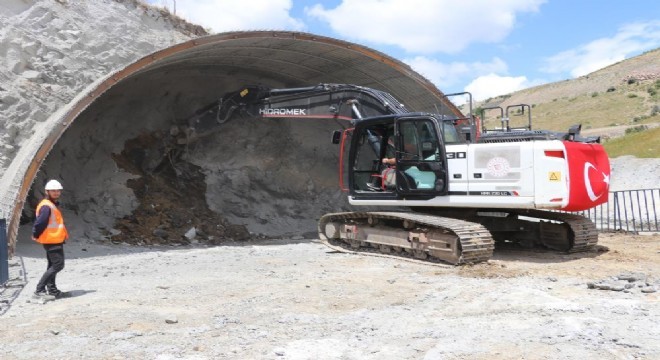 Çamlıbel Tüneli'nin temeli atıldı