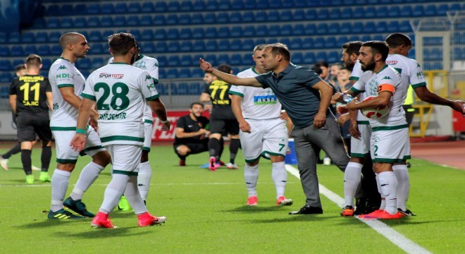 İstanbulspor evinde yara aldı