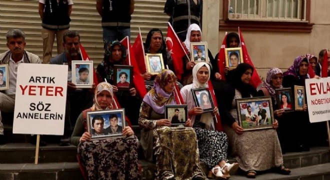 ‘2 gülüm vardı, biri mezarda kurudu, biri dağda soldu’