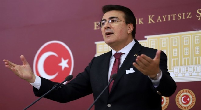 ‘AK Dava millet için yüreğini ortaya koyma davasıdır’